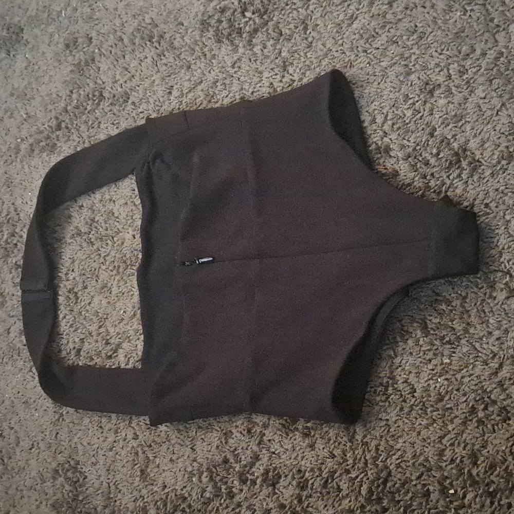 HalterTop - Picture 2 of 2